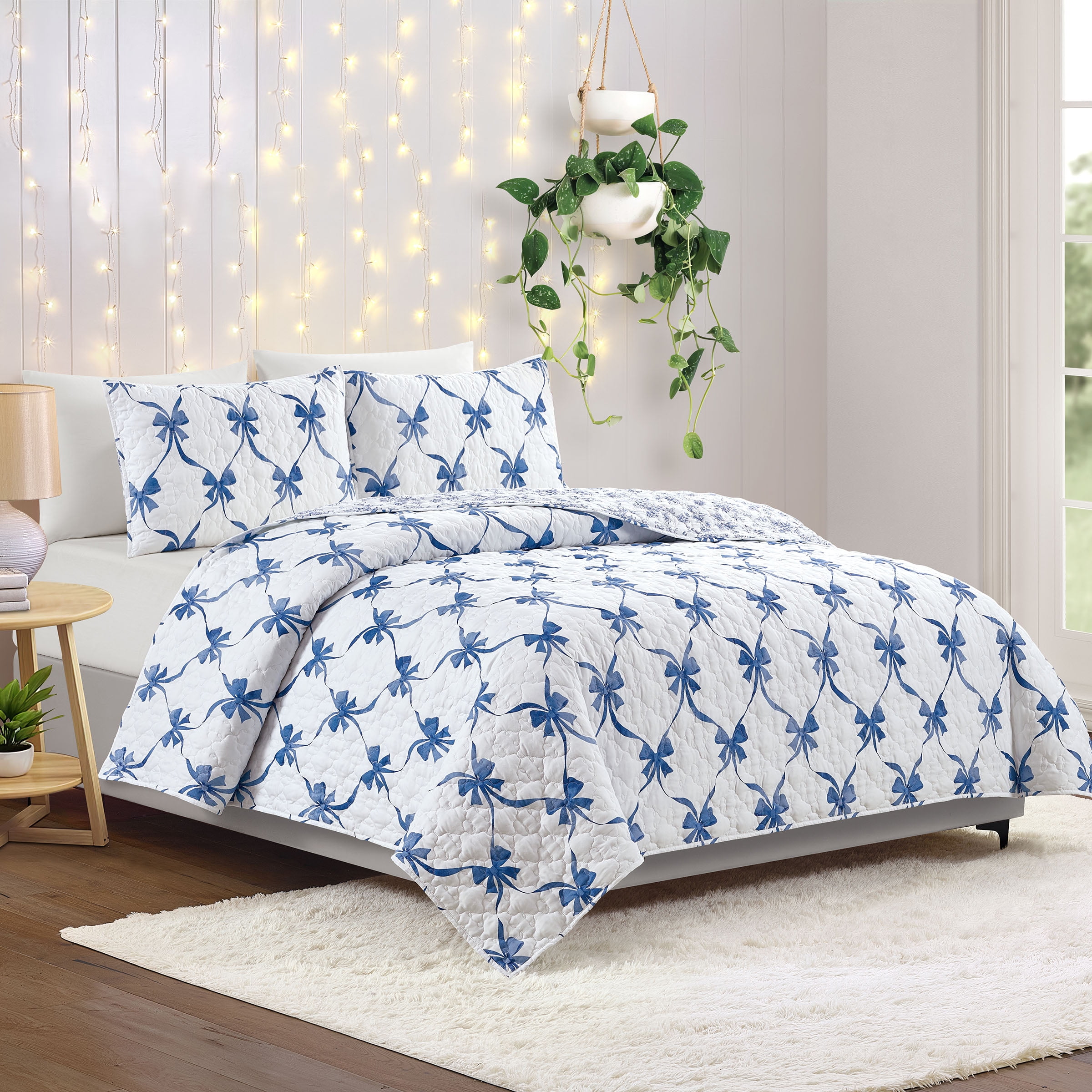 Modern Heirloom Abigail Bow Blue 2-Piece Quilt Set, Twin, All Ages