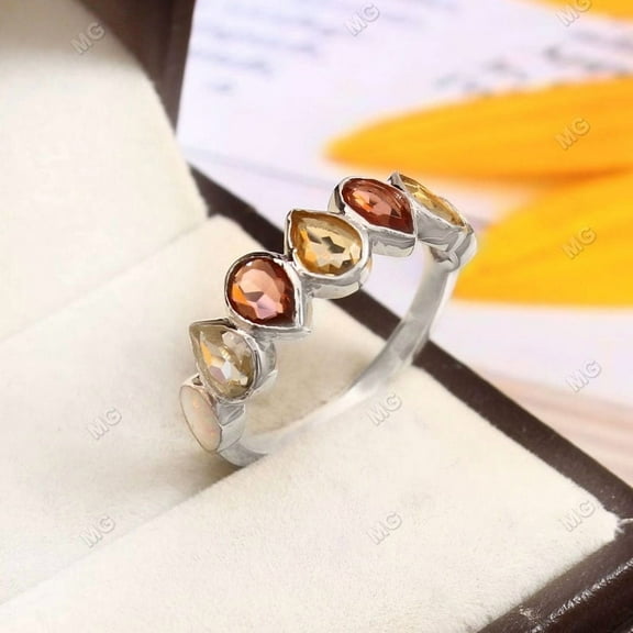 Pear Garnet Wedding Band, Vintage Citrine Garnet Band,Citrine Ring, Birthstone Ring, Halo Wedding Citrine Stacking Ring,925 Silver Ring Gift