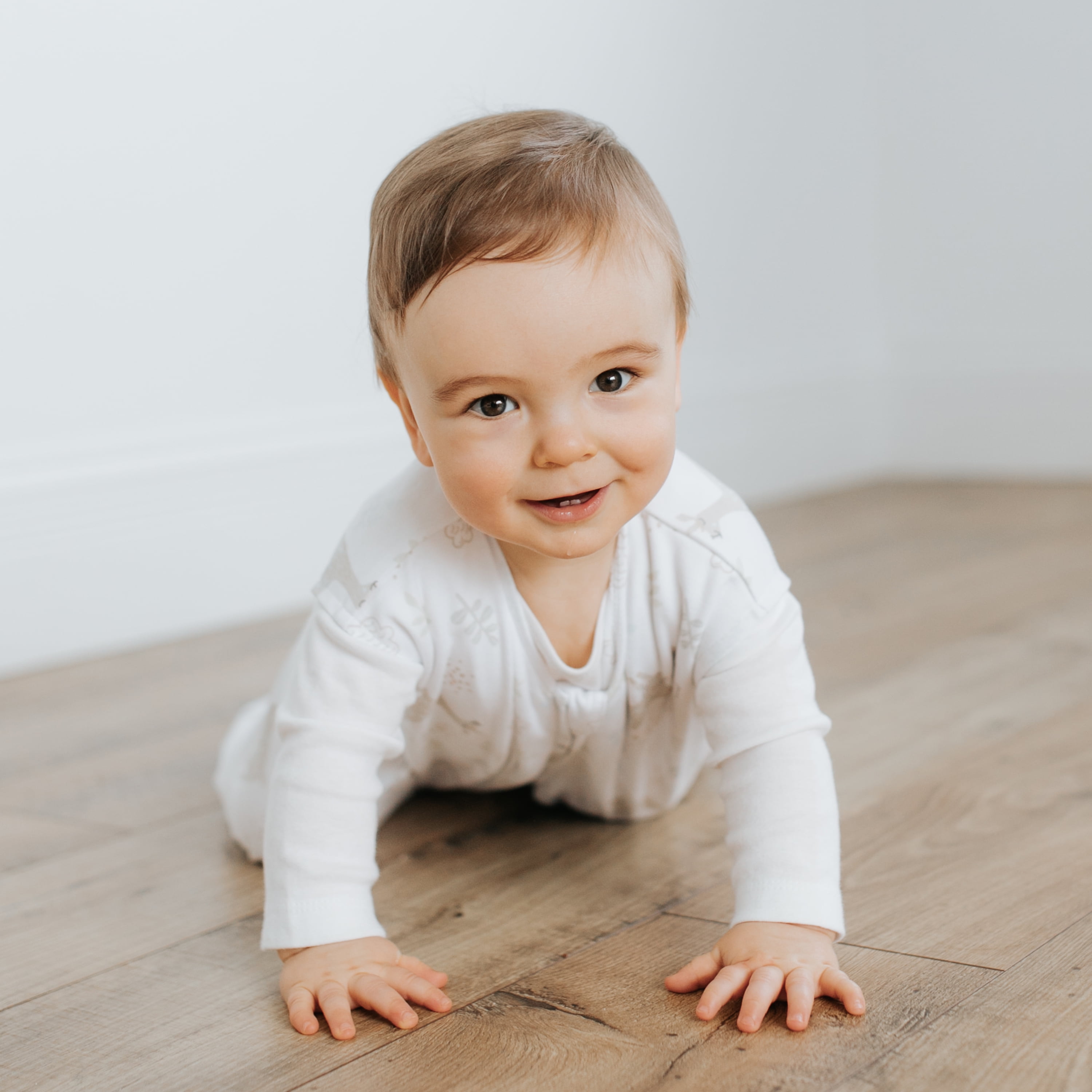 HALO SleepSack Wearable Blanket, 100% Cotton, Sand Llama, Infant, Unisex, Medium, 6-12 Months