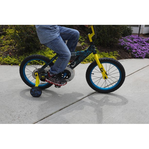 Jurassic World Bicycles for Kindergarten Outdoor Activities
