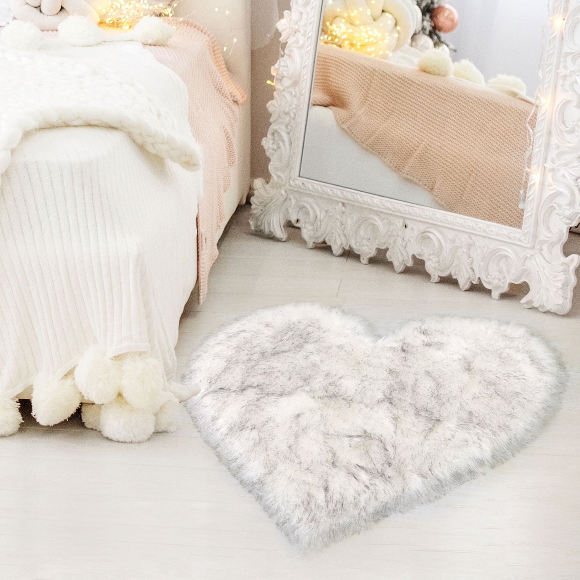 Unique Bargains Heart Shaped Faux Fur Shag Area Rug 2.3Ft x 3Ft White+Black