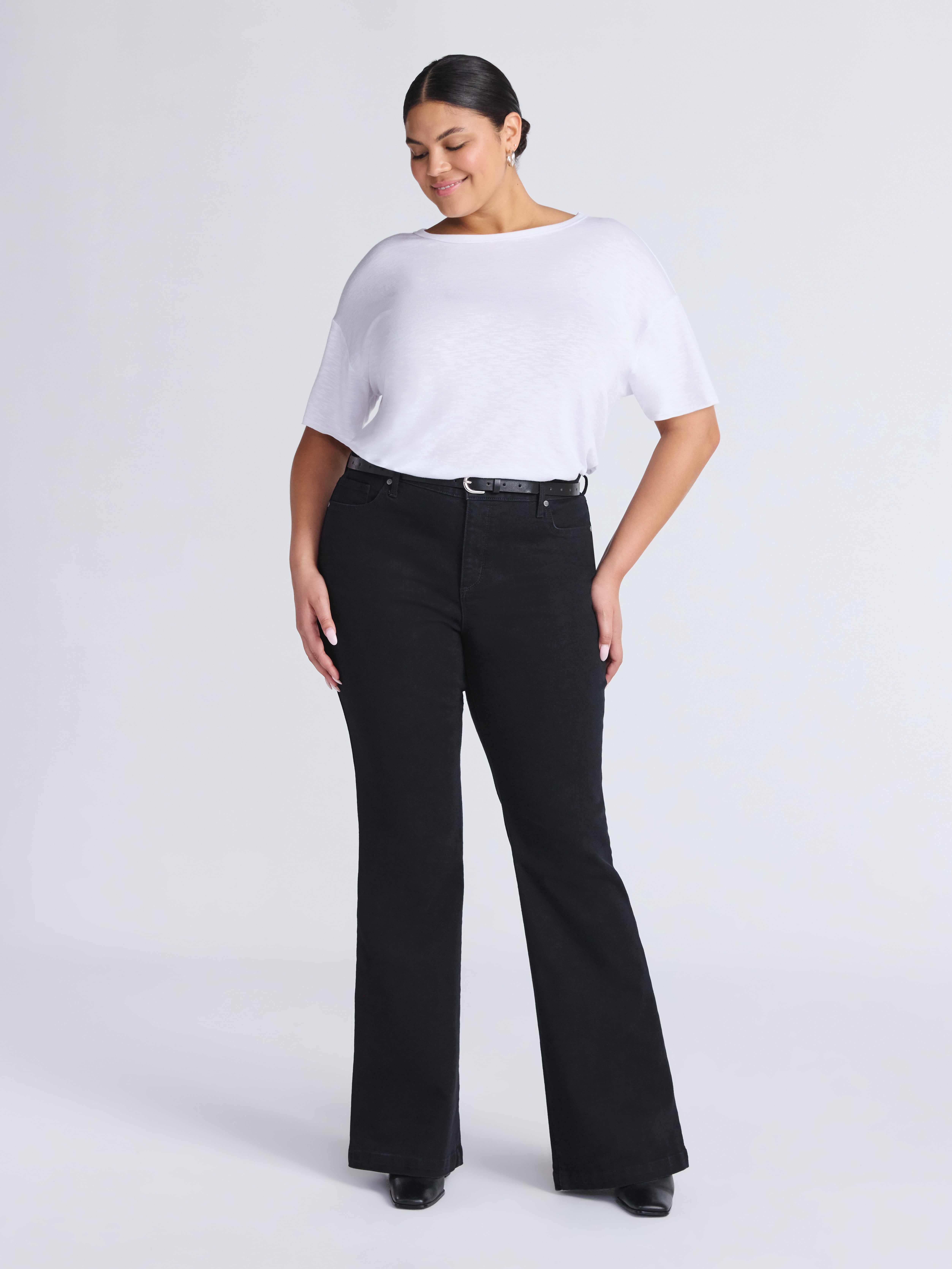 Sofia by Sofia Vergara Women's and Women's Plus Melisa Flare High Rise Jeans, 30.5", 32.5" and 34.5" Inseams, Sizes 0-28