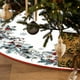 thumbnail image 4 of Falda de árbol de Navidad personalizada | Estampado festivo de copos de nieve y renos | Adorno para árbol de Navidad de 90 cm de diámetro | Decoración de poliéster resistente, 4 of 5