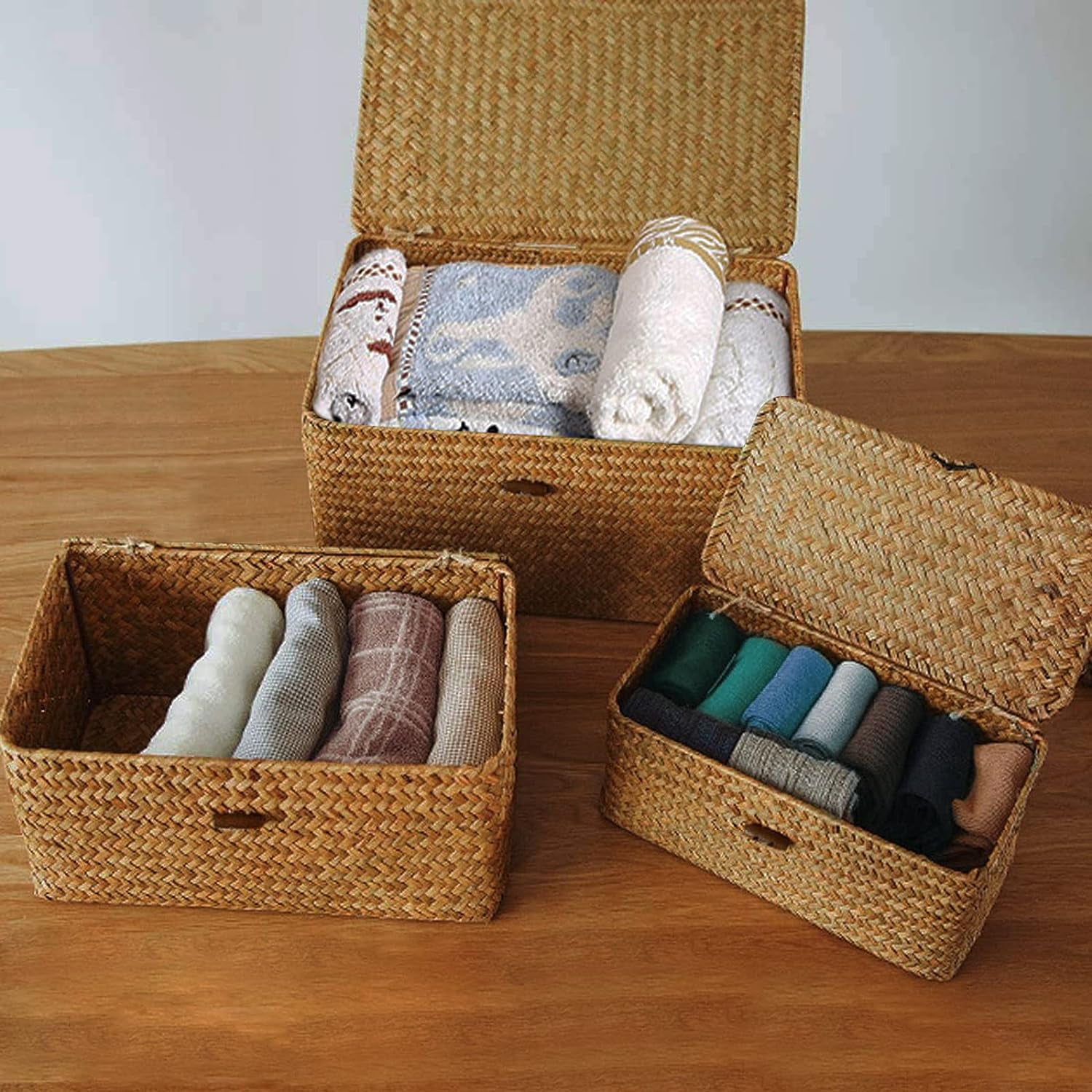 Wicker Storage Basket Natural Rattan Storage Box With Lids Hand Woven Wicker Shelf Baskets Makeup Organizer For Bathroom, Living Room, Kitchen,Small