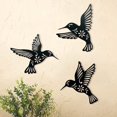 thumbnail image 2 of BRILLAR Decoración de pared de colibrí de metal (juego de 3) - Elegante escultura de hierro forjado para cocina, patio y balcón, 2 of 5