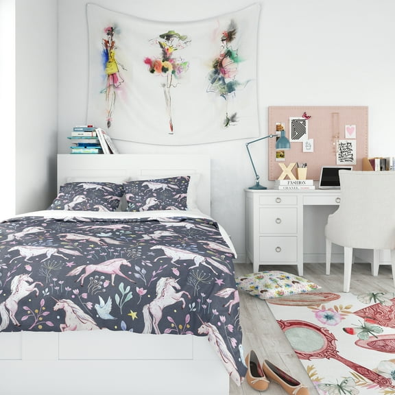 Designart 'Watercolor Unicorn Pattern' Modern Teen Duvet Cover Set