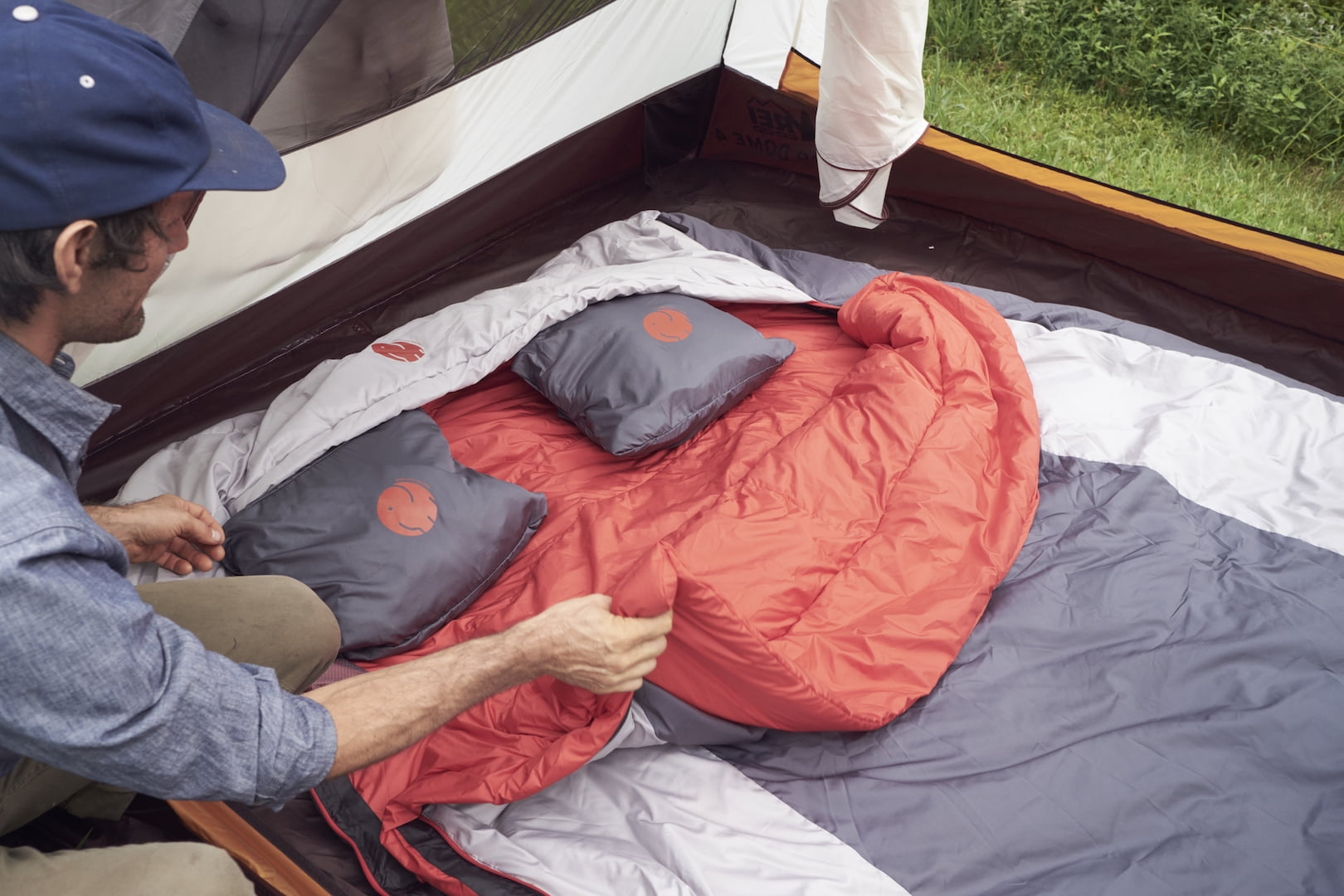OmniCore Designs 10F / Red Double Wide Hooded Rectangular Sleeping Bag
