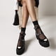 thumbnail image 5 of Moda para mujer Tacones altos gruesos Color sólido Sandalias con correa en el tobillo Estilo británico Hebilla de cinturón Patrón de corazón Uniforme de estudiante Zapatos de cuero barnizado Wmkox8yii hfjk1994, 5 of 6