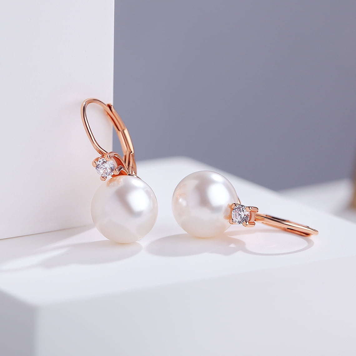 Jiamiaoi Pearl Dangle Earrings 8mm-10mm, 925 Sterling Silver Pearl Drop Earrings with Cubic Zirconia, Hypoallergenic Pearl Earring Leverback Pearl Earrings Drop Ideal Gift for Women