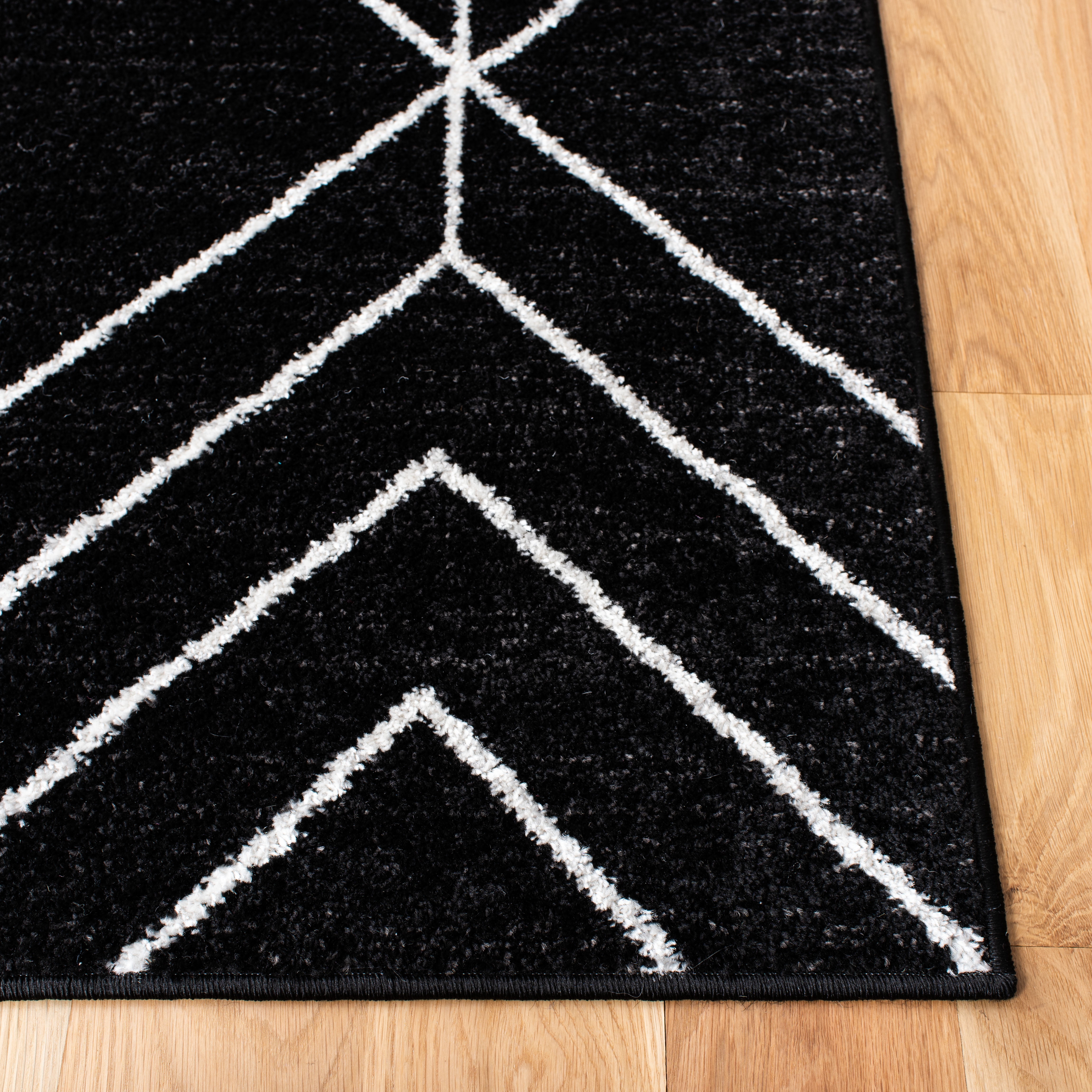 Safavieh Adirondack Caitriona Geometric Squares Area Rug, Black/Ivory, 6' x 8'