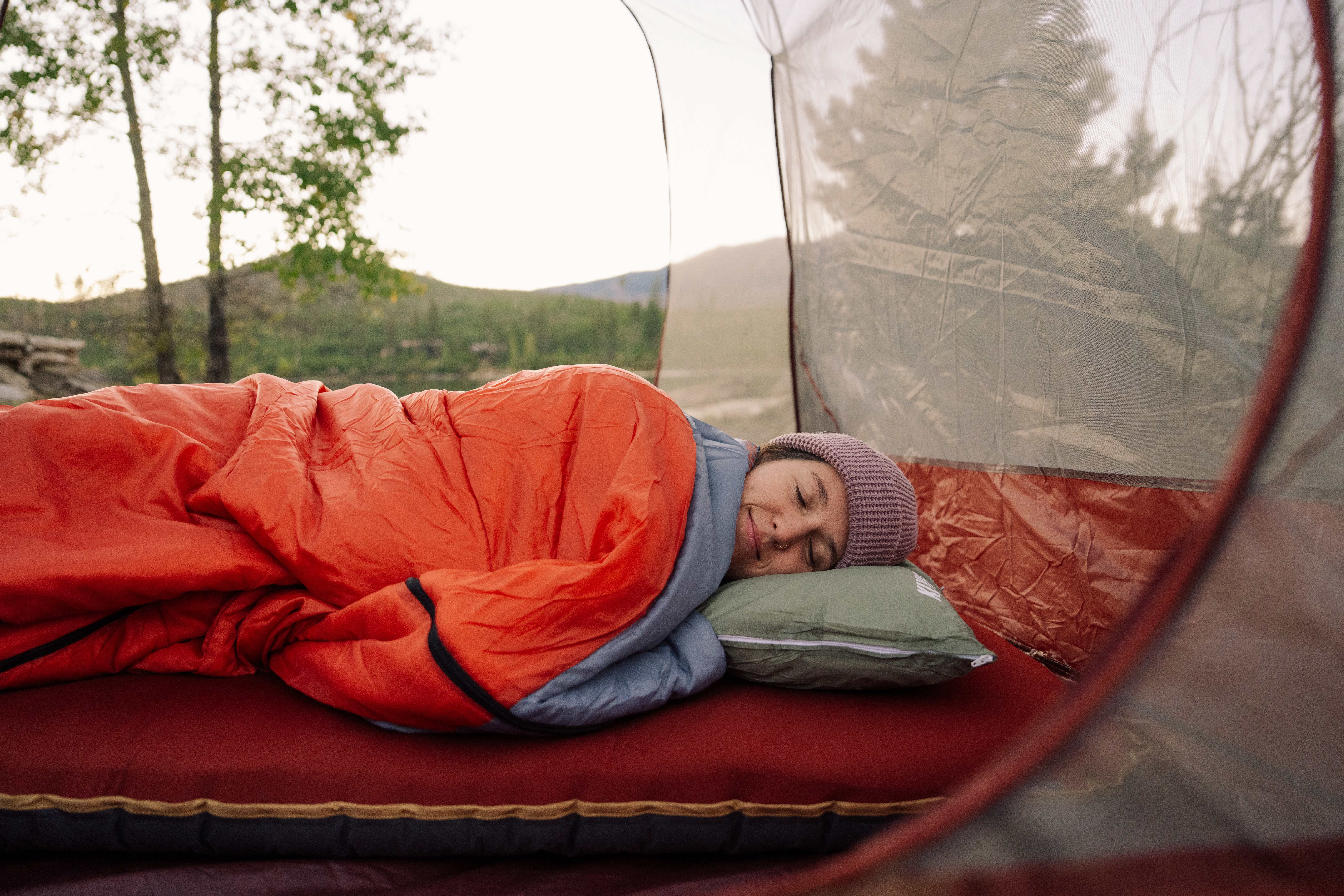 Klymit Bozeman 35 Degree Lightweight Adult Sleeping Bag, 3-Season Warmth for Camping, Backpacking, and Travel