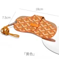 thumbnail image 3 of Bolsa para gafas de sol Bolsa de almacenamiento portátil para gafas Funda protectora de cuero sintético suave para gafas Bolsa ligera para colgar en viajes para gafas de sol, 3 of 5