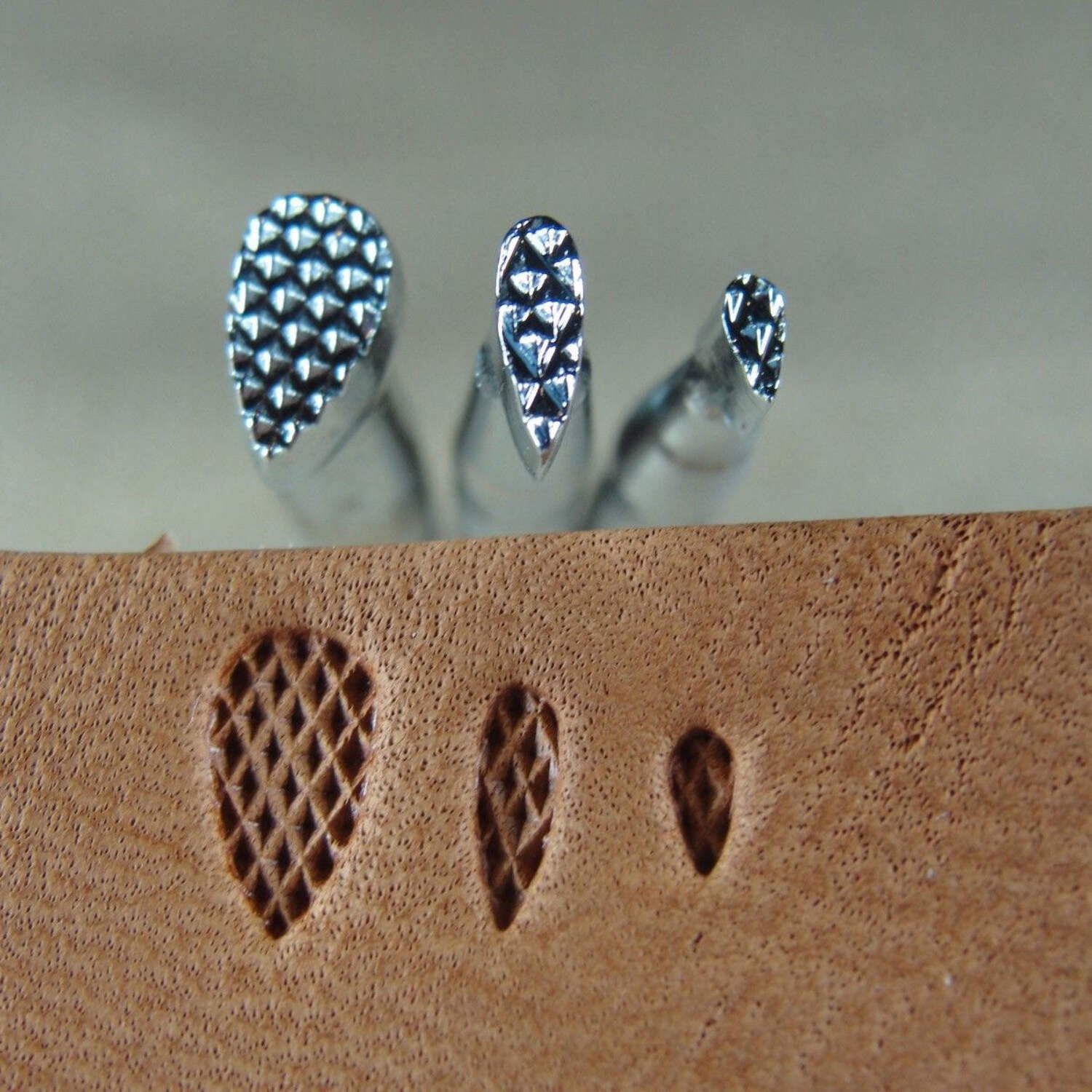 Leather Stamping Tools, Coarse Checkered Background Stamps, Set of 3 Leather Stamping Tools, Craft Japan Leathercraft Tools