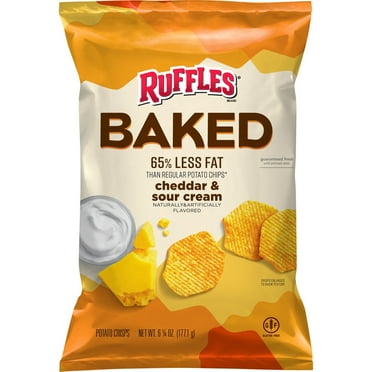 Ruffles Baked Cheddar & Sour Cream 6.25 oz Potato Snack Chips, Bag