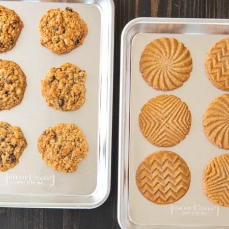 Nordic Ware-Natural Aluminum Commercial Baker's Quarter Sheet 2 Pack