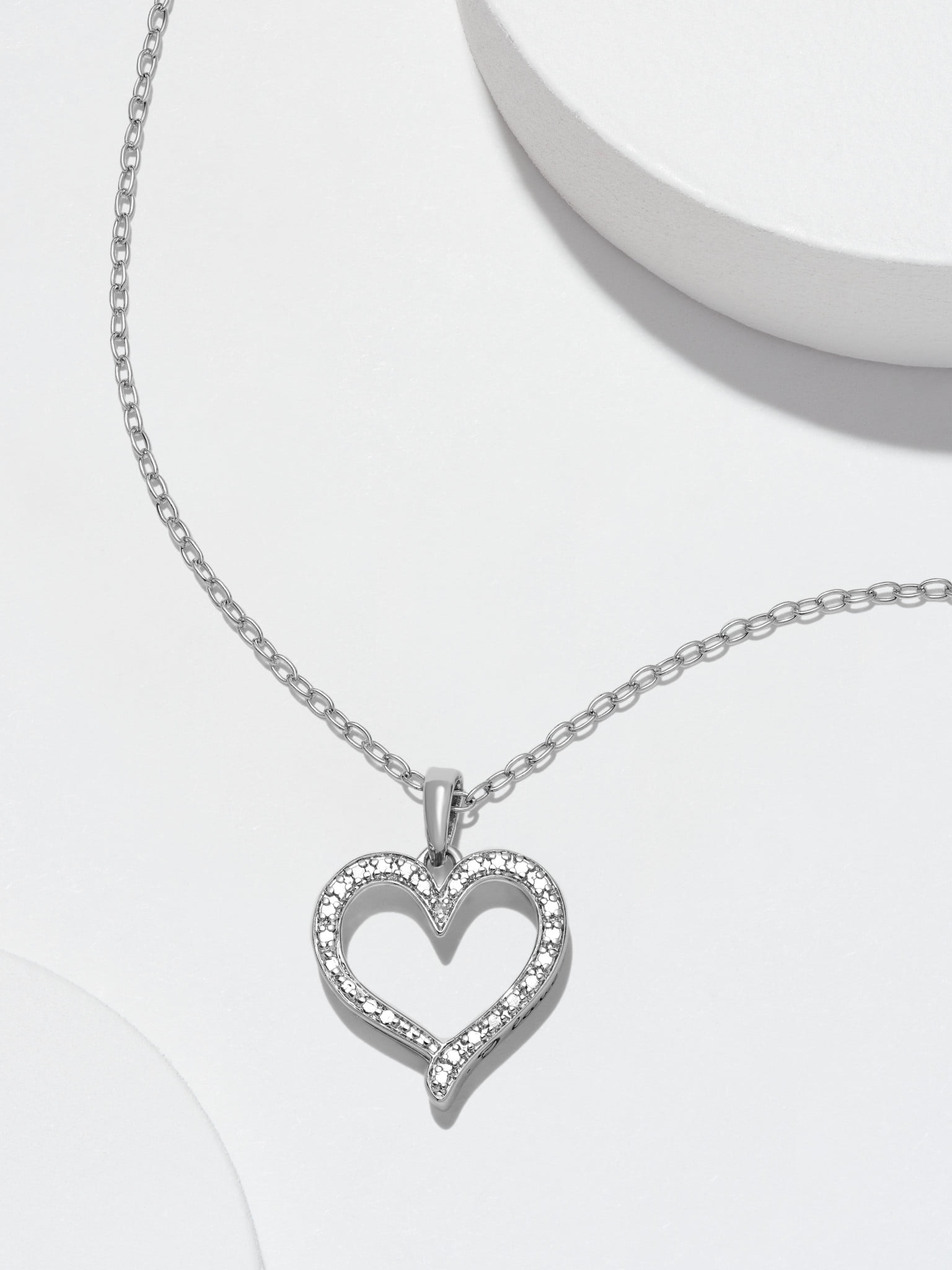 ★ROSEMONT★ Silver Heart Necklace RC24B29E Forever Facets Fine Silver Plated Silver Tone Classic Open