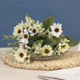 thumbnail image 1 of Ramo de crisantemo salvaje Artificial, margaritas pequeñas, plantas verdes, mesa de comedor familiar, decoración de jardín, boda Pro, 36cm por pieza, 1 of 4