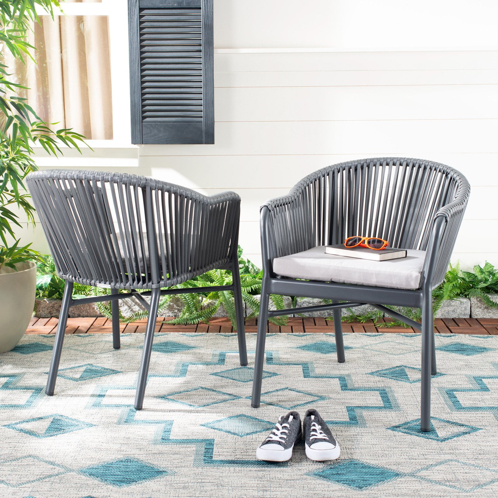 SAFAVIEH Stefano Stackable Outdoor Patio Rope Chair Grey Cushion