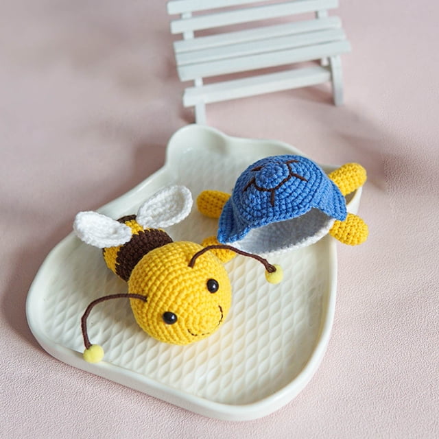 EGNMCR Turtle Bee Crochet Kit For Beginners - DIY And Complete Crochet Kit For Beginners, Experts, Adults And Kids, Multicolor Beginner Set Includes Yarn, Hook, shoe dryer