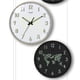 thumbnail image 4 of Reloj de pared luminoso de 30 cm (12 pulgadas), silencioso, redondo, con luz nocturna para dormitorio y jardín. Mapa blanco, 4 of 9