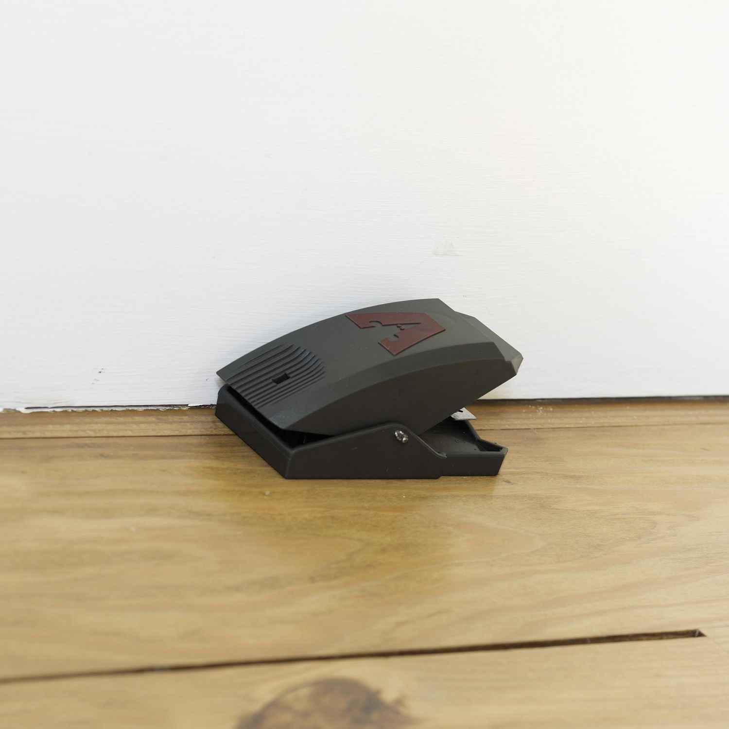 Victor Quick-Set Mouse Trap – 2 Traps, Quick and easy snap trap