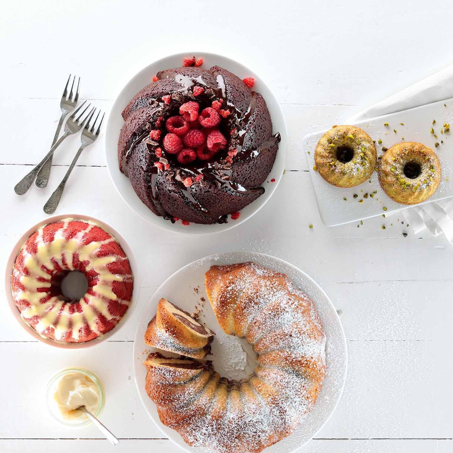 Moule à savarin profond Lekue de 22 cm en noir