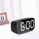 thumbnail image 4 of Reloj despertador LED digital Batería de espejo / Escritorio moderno enchufable Brillo de 2 niveles Snooze Reloj de para dormitorio Hogar Luz bnca perfecl Reloj digital, 4 of 8