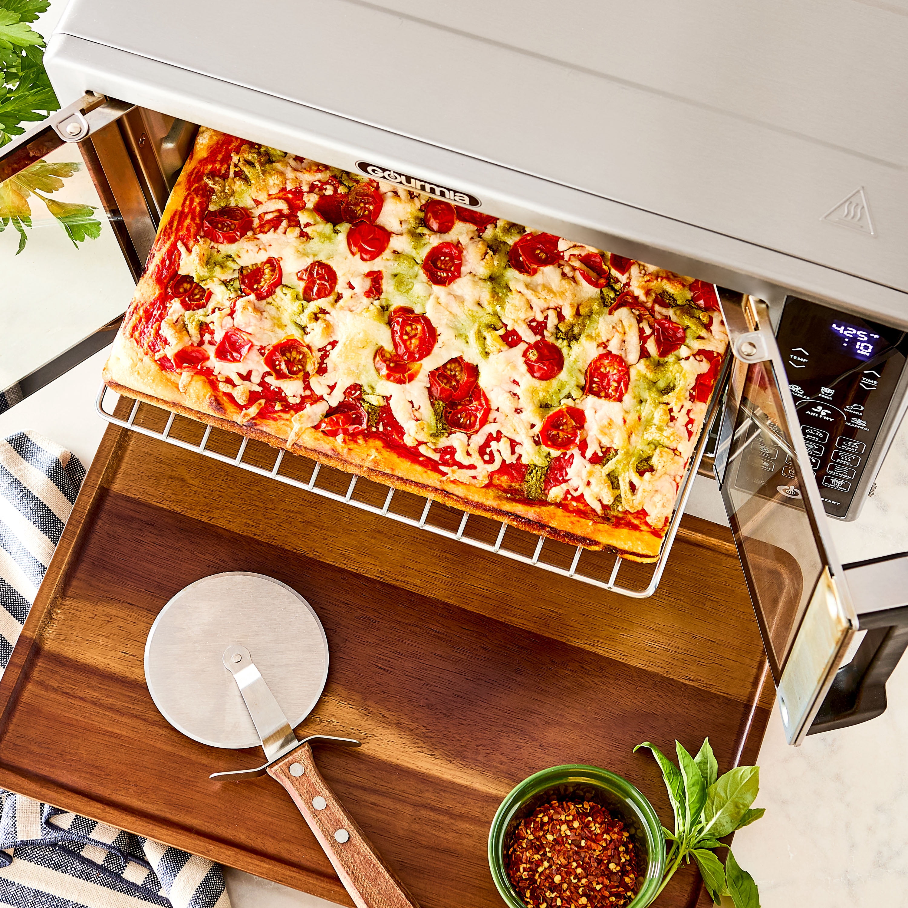 Marketside Sicilian-Style Focaccia Pesto Pizza,