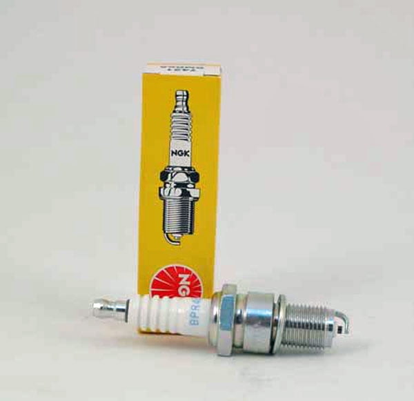 John Deere Spark Plug M805853