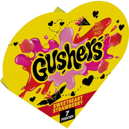 Gushers Sweetheart Strawberry Fruit Flavored Snacks, Valentine Heart, 7 Pouches, 5.6 oz