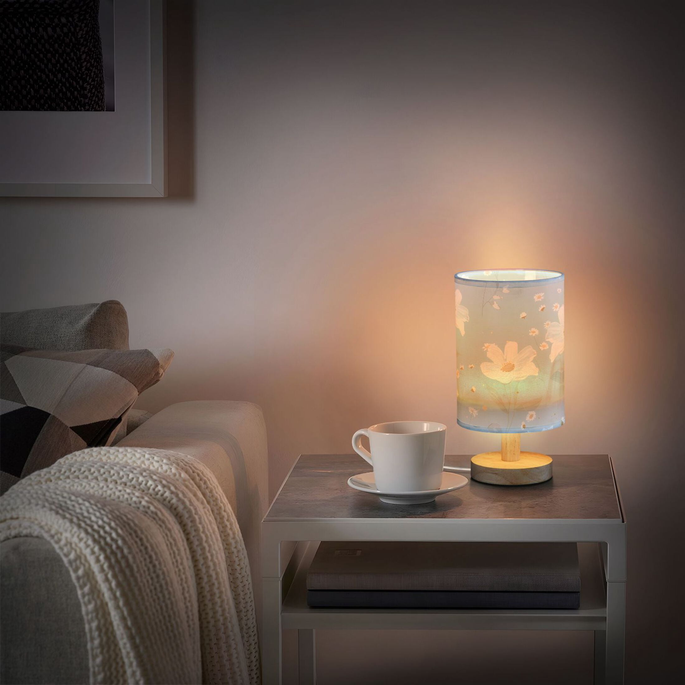 White Florals Daisies Leaves Oil Painting Table Lamp with USB Port LED Warm Light Lamp Night Light Home Decor