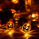 thumbnail image 4 of Decoración de Halloween, guirnalda de calabaza naranja con pilas de 20 luces LED para exteriores para decoración de Halloween, 4 of 5