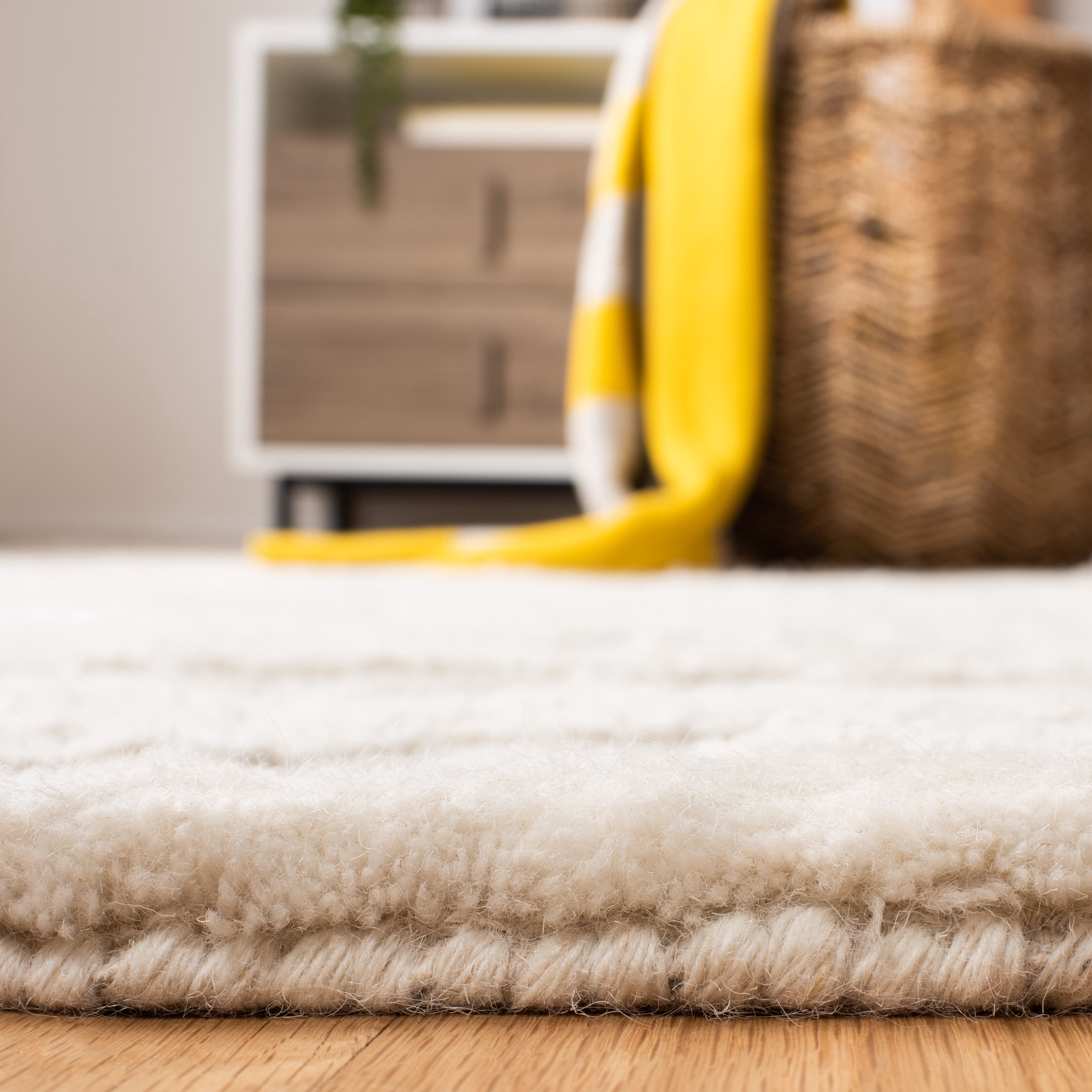 SAFAVIEH Manhattan Alexanndria Striped Area Rug, Beige/Ivory, 8' x 10'
