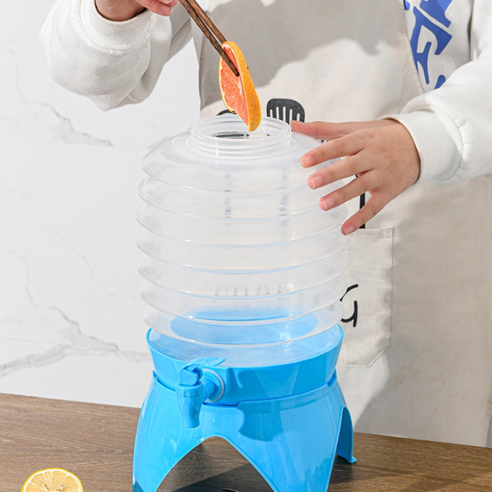 Hemoton Large Beverage Pitcher With Lid & Measuring Scale - 5000ml/4000ml/2500ml/2400ml Options - Plastic Drink Dispenser For Tea, Juice, Water
