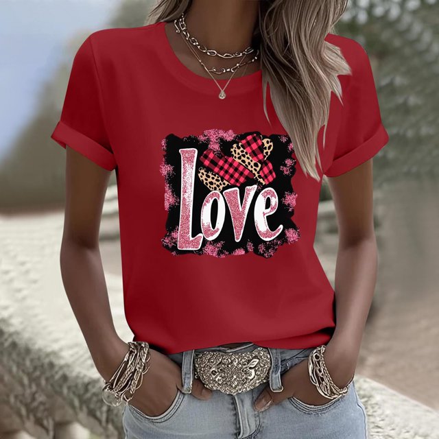 VKOYWKM T-Shirts Graphiques Cœur pour Femmes de la Saint-Valentin Manches Courtes Coupe Ample T-Shirts de Printemps Hauts de Vacances Col Rond Romantique T-Shirts de la Saint-Valentin