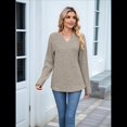 thumbnail image 4 of Camisas de Larga para Mujer, Suéteres Elegantes Informales con Botones y Cuello en V, Tops Tipo Jersey, Conjuntos de Otoño. Caqui XL, 4 of 10
