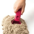 thumbnail image 2 of Kinetic Sand – Bac à sable repliable avec 907 g de Kinetic Sand, 2 of 8