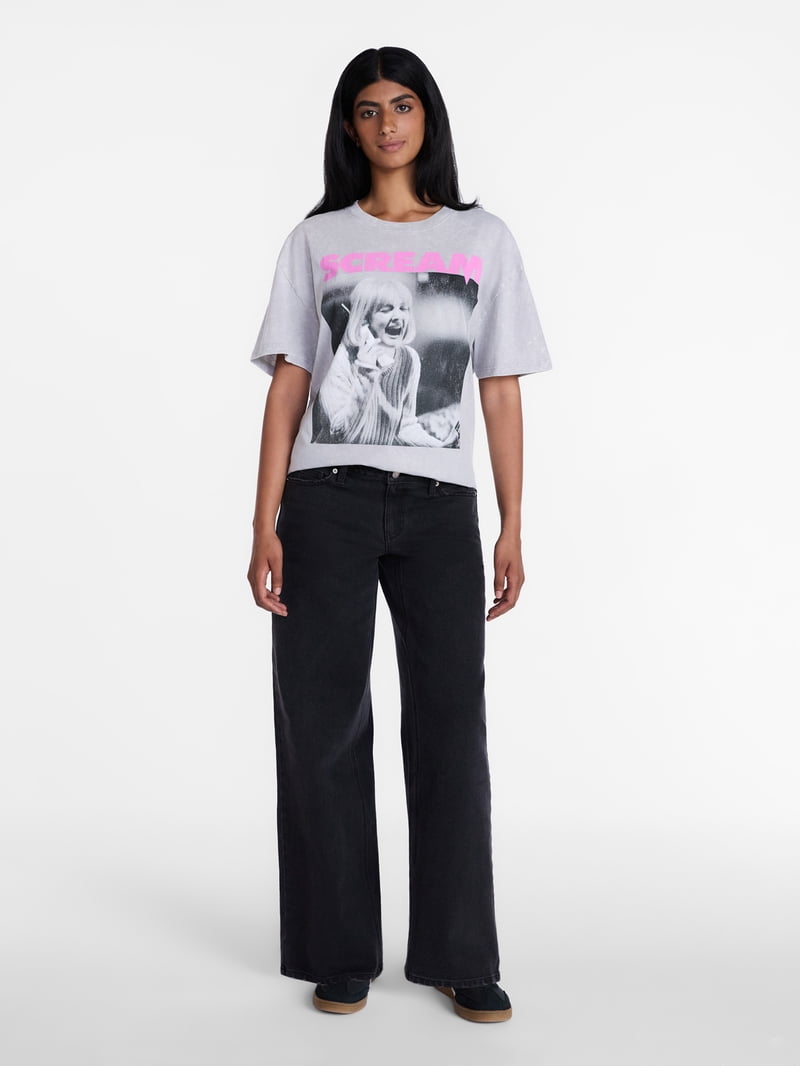 Scream Women's Halloween Graphic Tee with Short Sleeves, Sizes XXS