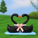 thumbnail image 3 of Estatuilla de decoración Cisne Amor Advancent Resina Negro HA077361-01, 3 of 6