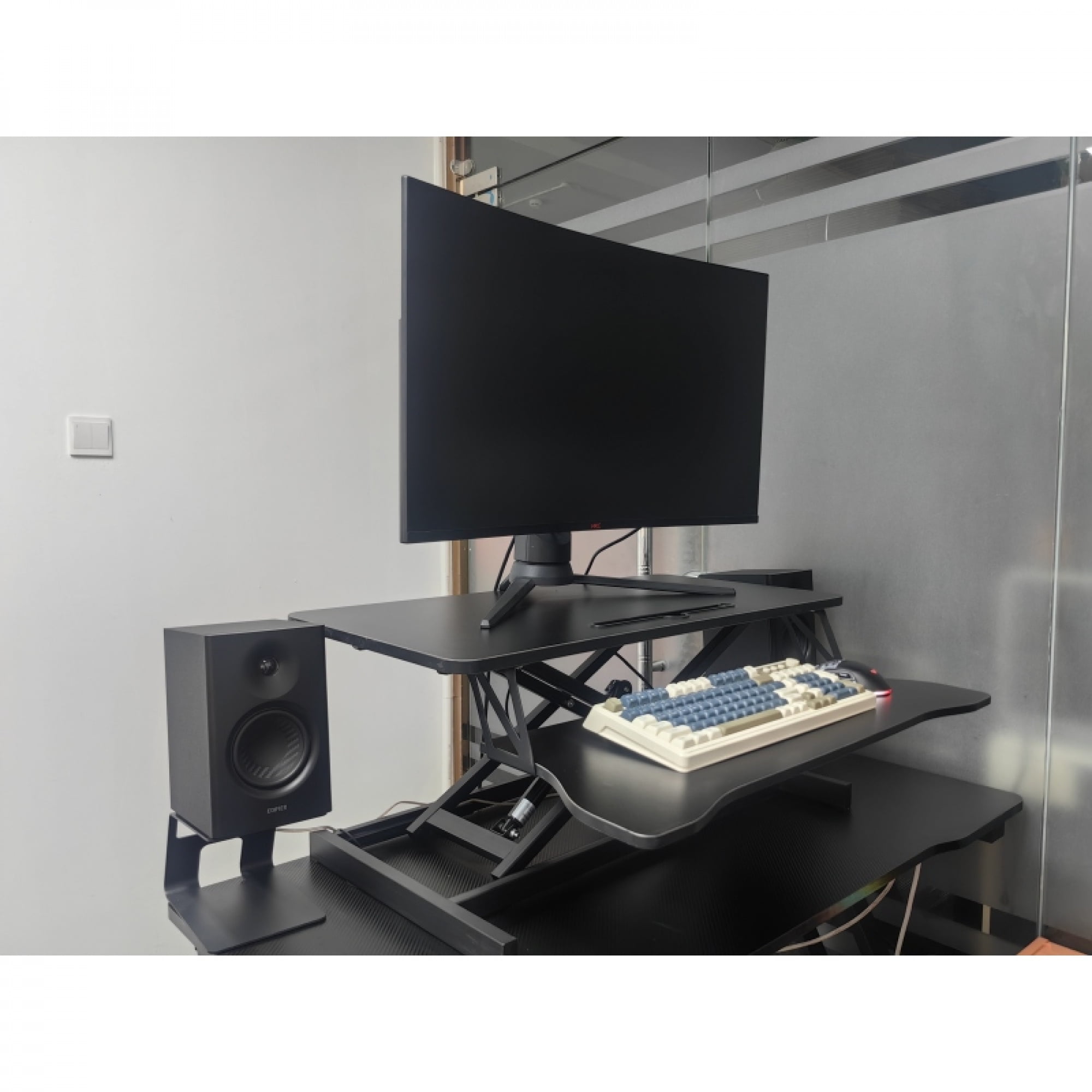 32 Inch Desk Converter, Height Adjustable Sit to Stand Riser, Dual Monitor and Laptop Workstation with Wide Keyboard Tray ( BLACK )