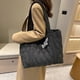 thumbnail image 3 of Bolso de hombro acolchado de algodón para mujer, bolso suave e hinchado, bolso de invierno para comunión femenina, 3 of 6