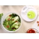 thumbnail image 2 of Centrifugadora de Ensalada lechuga, Escurridora de Verdura y Secadora de Lechuga tipo Salad Spinner con Colador Integrado, Funcionamiento Giratorio, (Blanco), 2 of 5