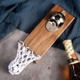 thumbnail image 2 of Abridor de botellas de fútbol con capuchón, nevera magnética, 2 of 5
