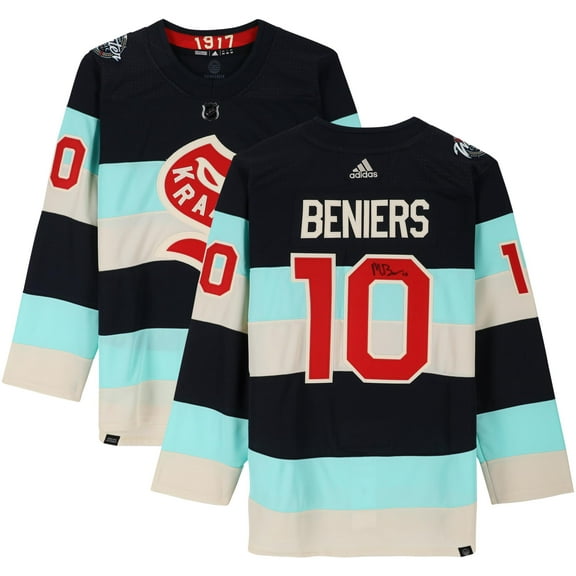 Matty Beniers Seattle Kraken Autographed 2024 Winter Classic Adidas Authentic Jersey - Fanatics Authentic Certified