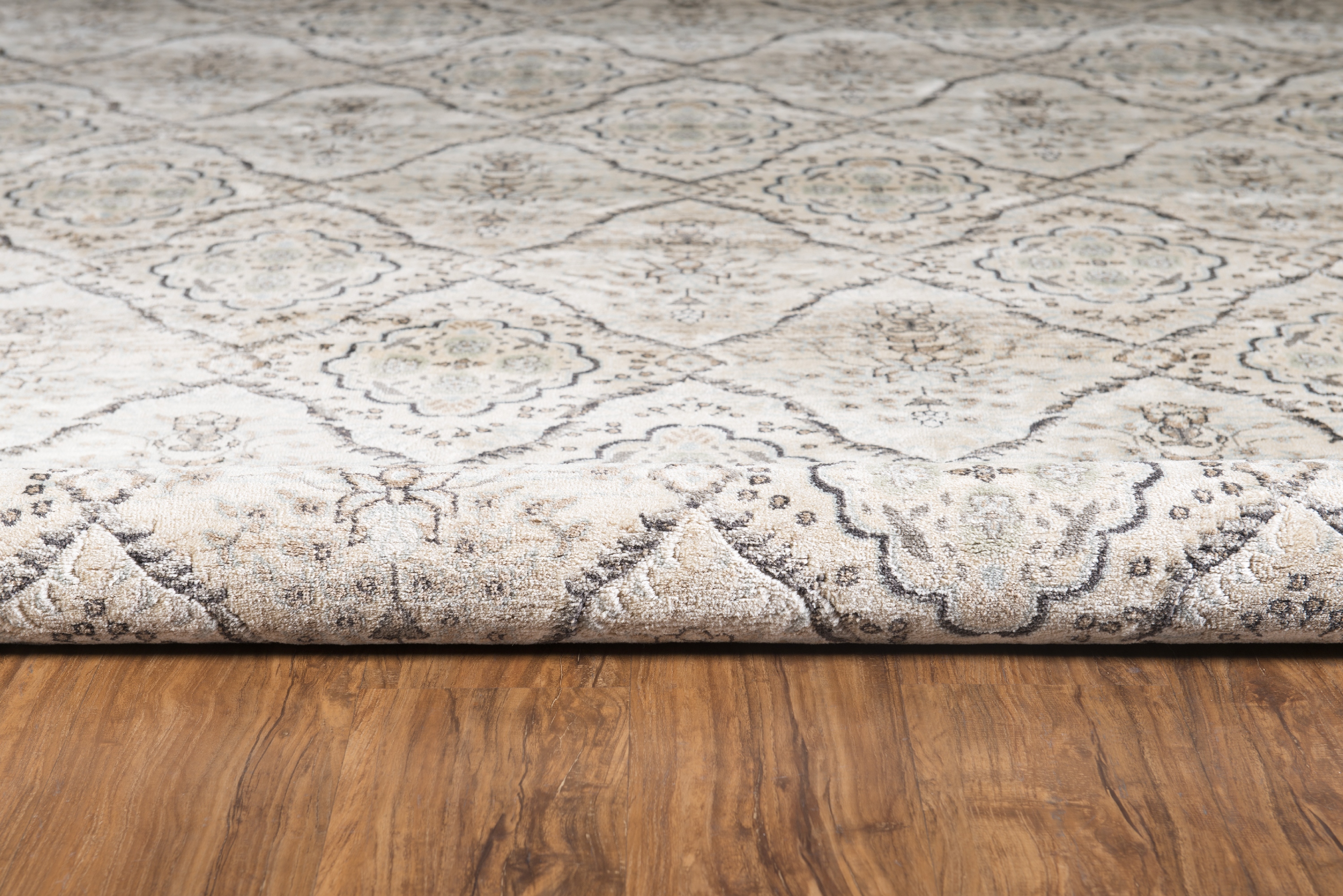 Linon Jewell Collection Vintage Trellis  8x10'3" Rug