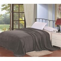 Home Essentials by Décor&More Solid Microplush Blanket