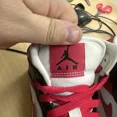 thumbnail image 5 of Ni - ke Air Jordan 1 Mid Very Berry Black White 554725-016 Size 6.5Y / Women Size 8, 5 of 5
