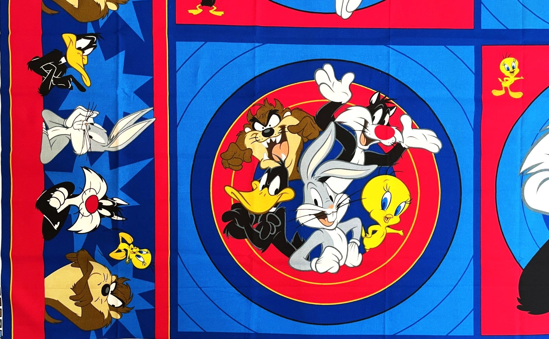 1 Panel - Looney Tunes Bugs Bunny Sylvester Tweety & Friends Quilt Pillow Cotton Fabric Panel (Great for Quilting, Sewing, Craft Projects, Wall Hangings, Throw Pillows & More) 35" X 44"