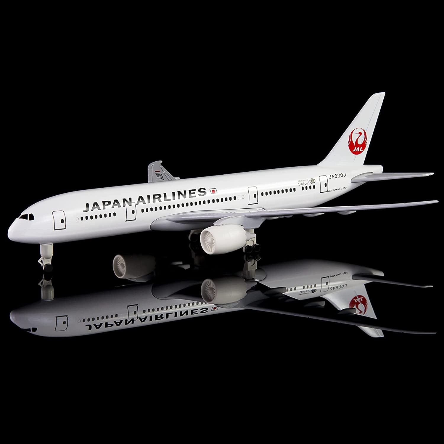NATEFEMIN Japan B787 Airplane Model for Decoration with Movable Wheels and Display Stand Retro Elegant Style