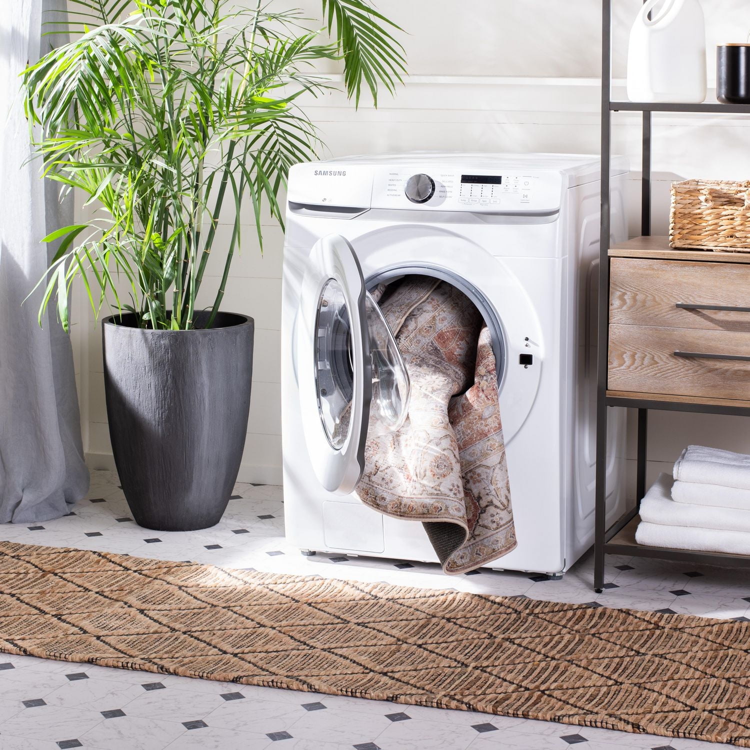 SAFAVIEH Tucson Nazca Traditional Machine Washable Area Rug